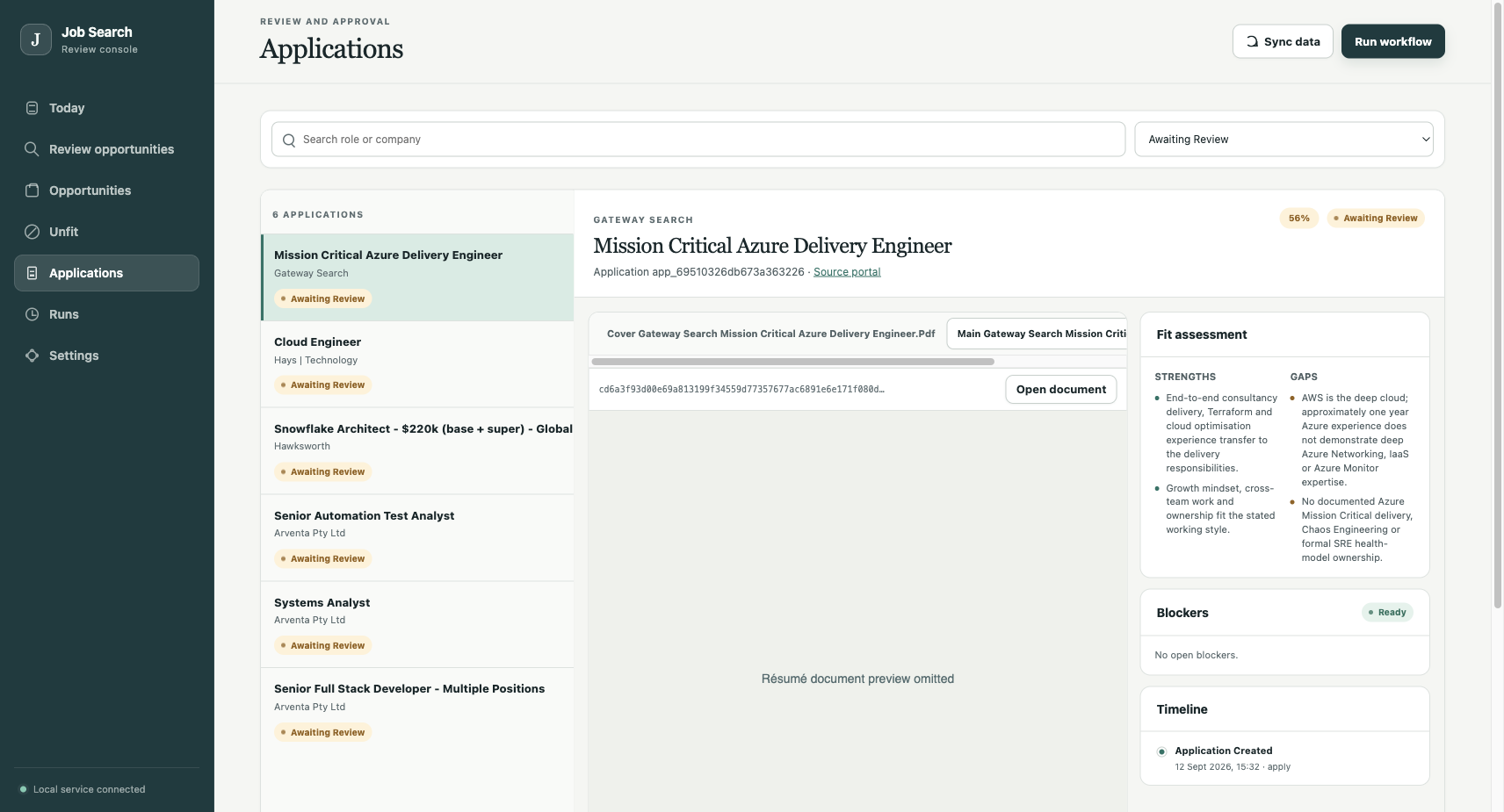 Real application workspace showing the personal fit assessment, blockers, timeline and application list; résumé preview omitted.